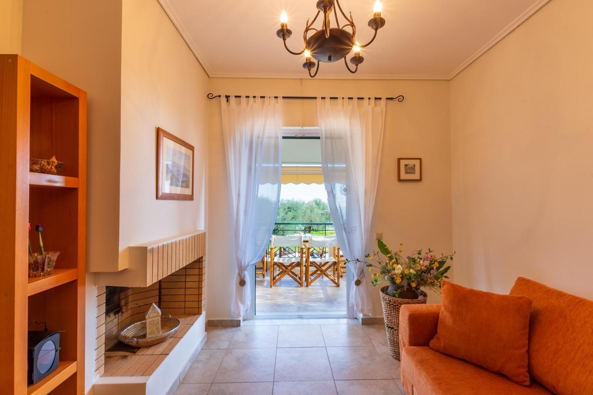 Barbati Seafront Luxury Suites Екстериор снимка